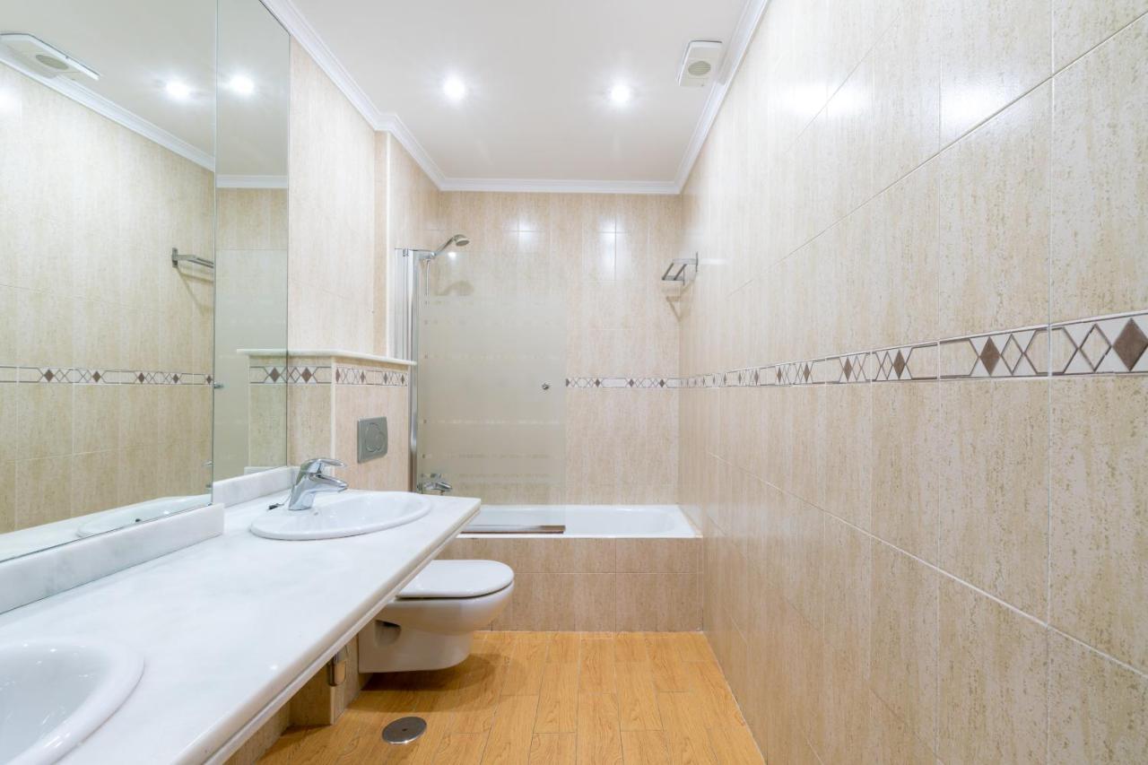 Luxury Duplex 200 M2 Terrace Parking Stayinセビリア エクステリア 写真