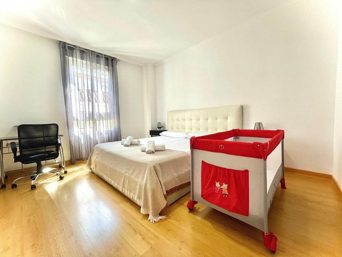 Luxury Duplex 200 M2 Terrace Parking Stayinセビリア エクステリア 写真